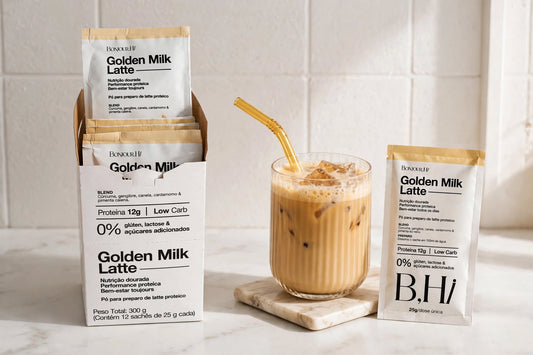 Golden Milk Latte Proteico — Caixa 12 Sachês | 12g Proteína | Cúrcuma & Especiarias Ayurvédicas